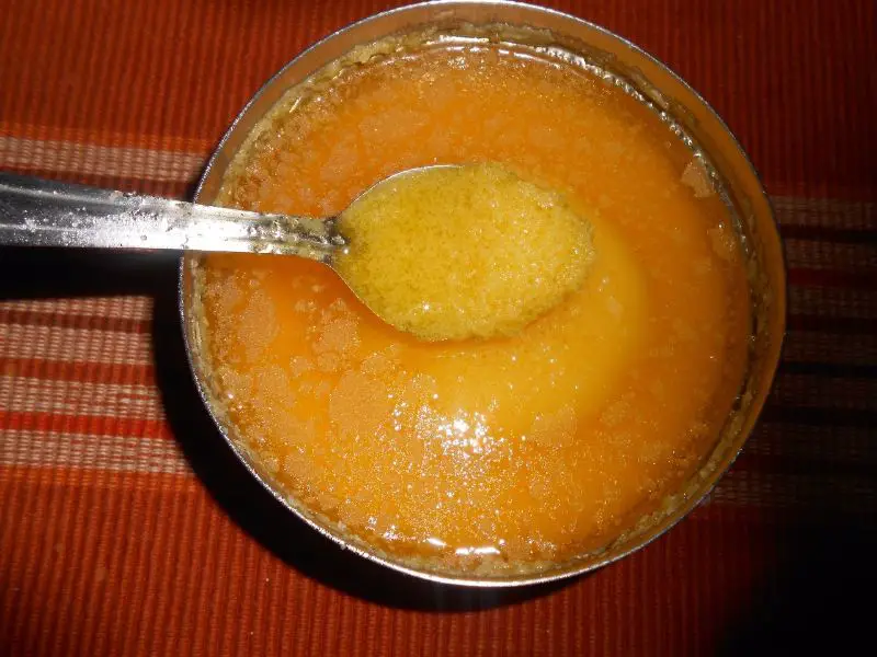 A bowl of ghee about to be used as part of a healthy weight loss diet.